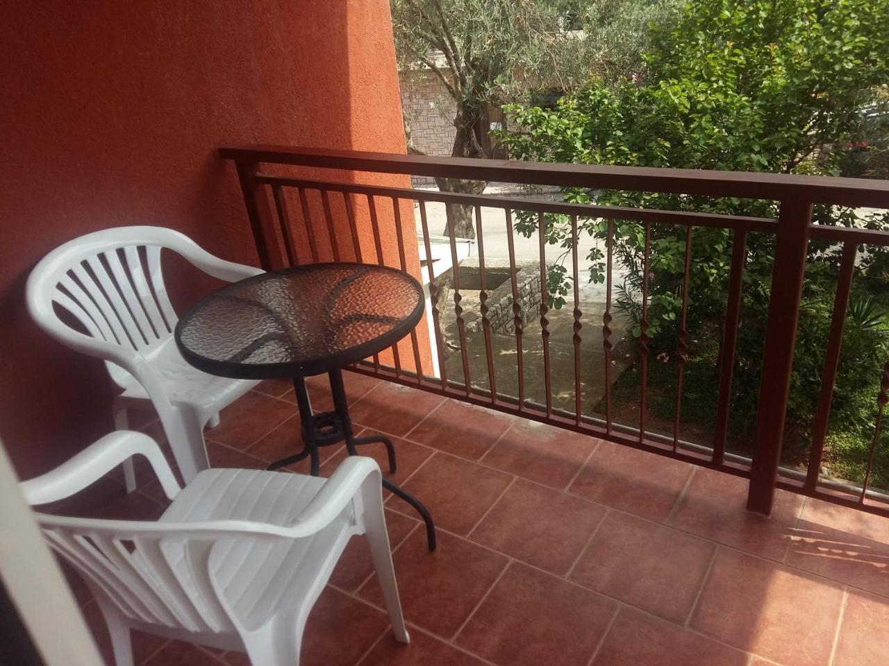 Lazar Apartments Petrovac Exterior foto