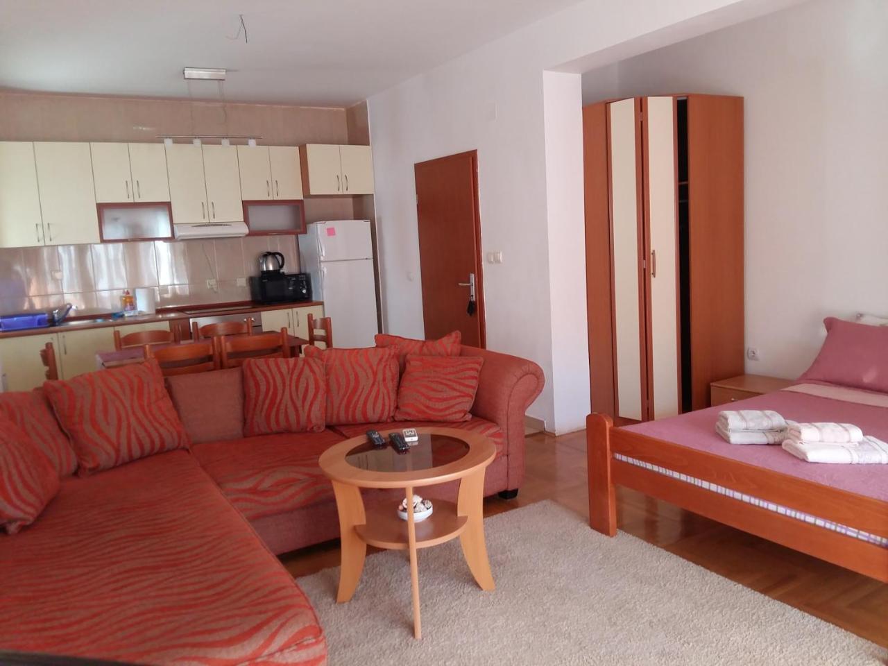Lazar Apartments Petrovac Exterior foto